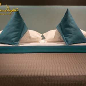 Bộ Chăn Ga Gối Khách Sạn T200 Trắng Trơn - GoldenSilk - ảnh 3